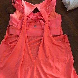 Lululemon tank top